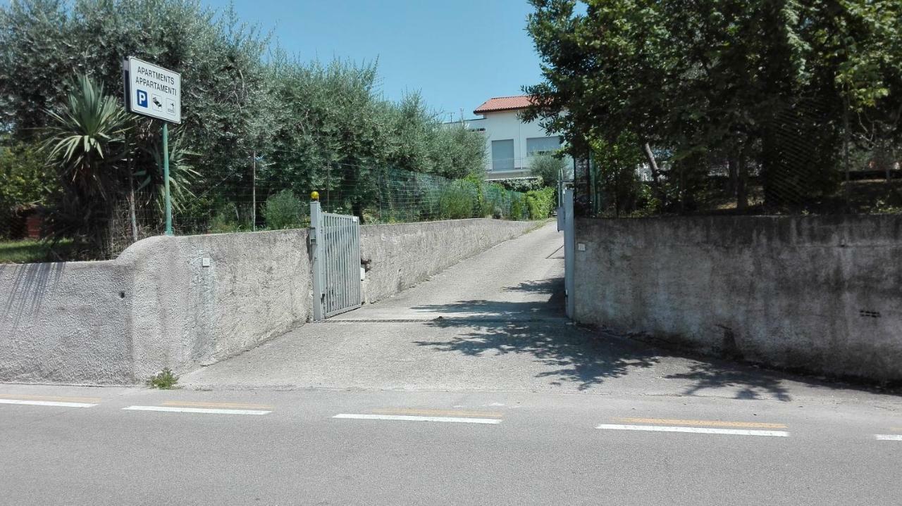 Appartamenti Calicante Bardolino Eksteriør billede